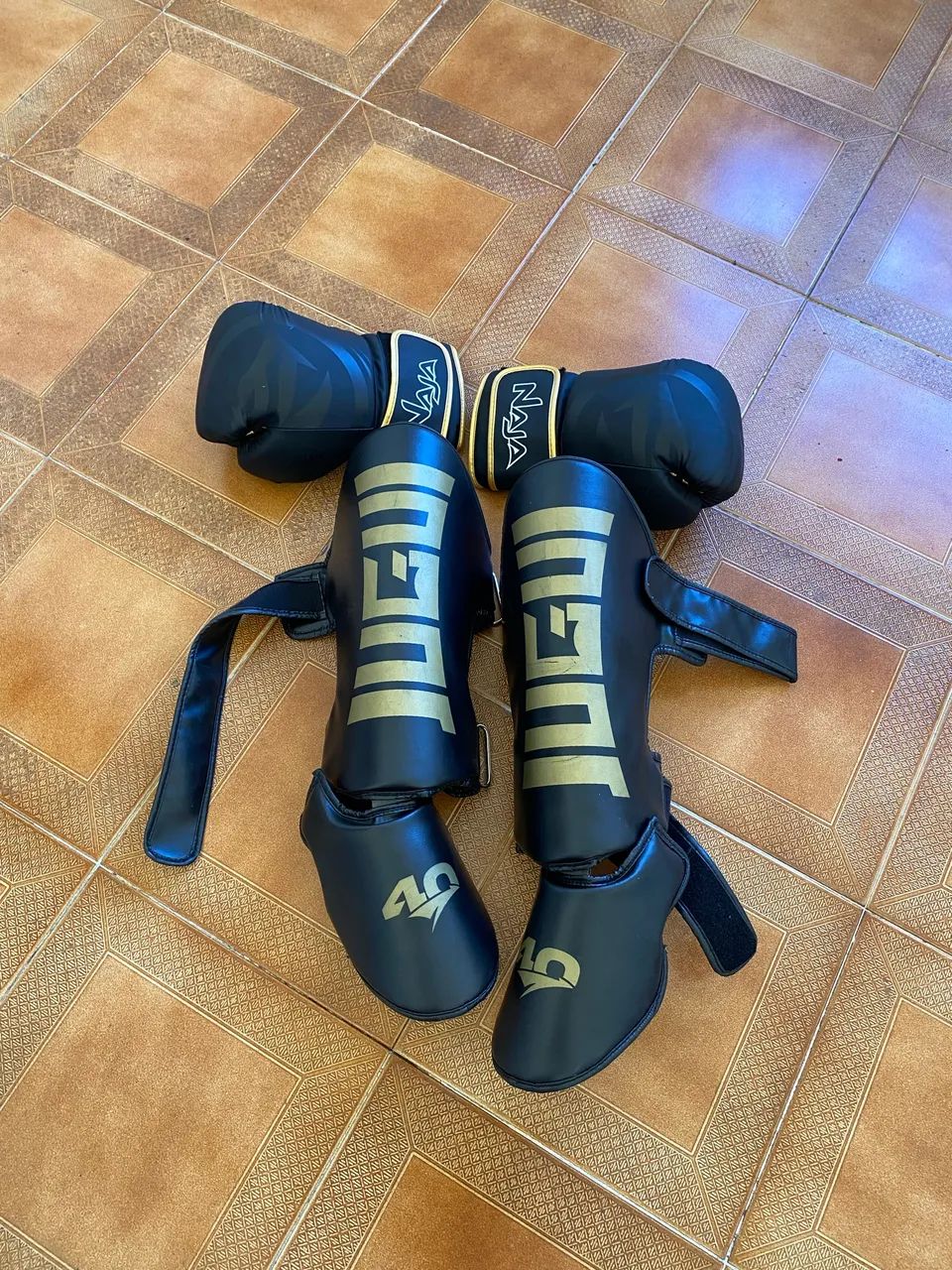 KIT MUAY THAI