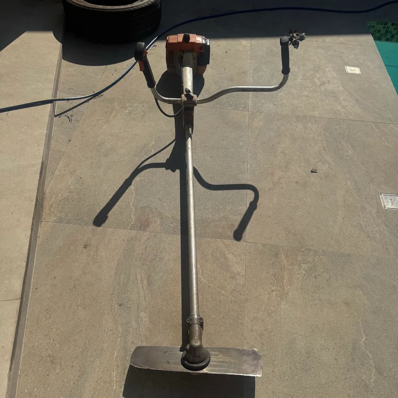 ROÇADEIRA STIHL FS 300 