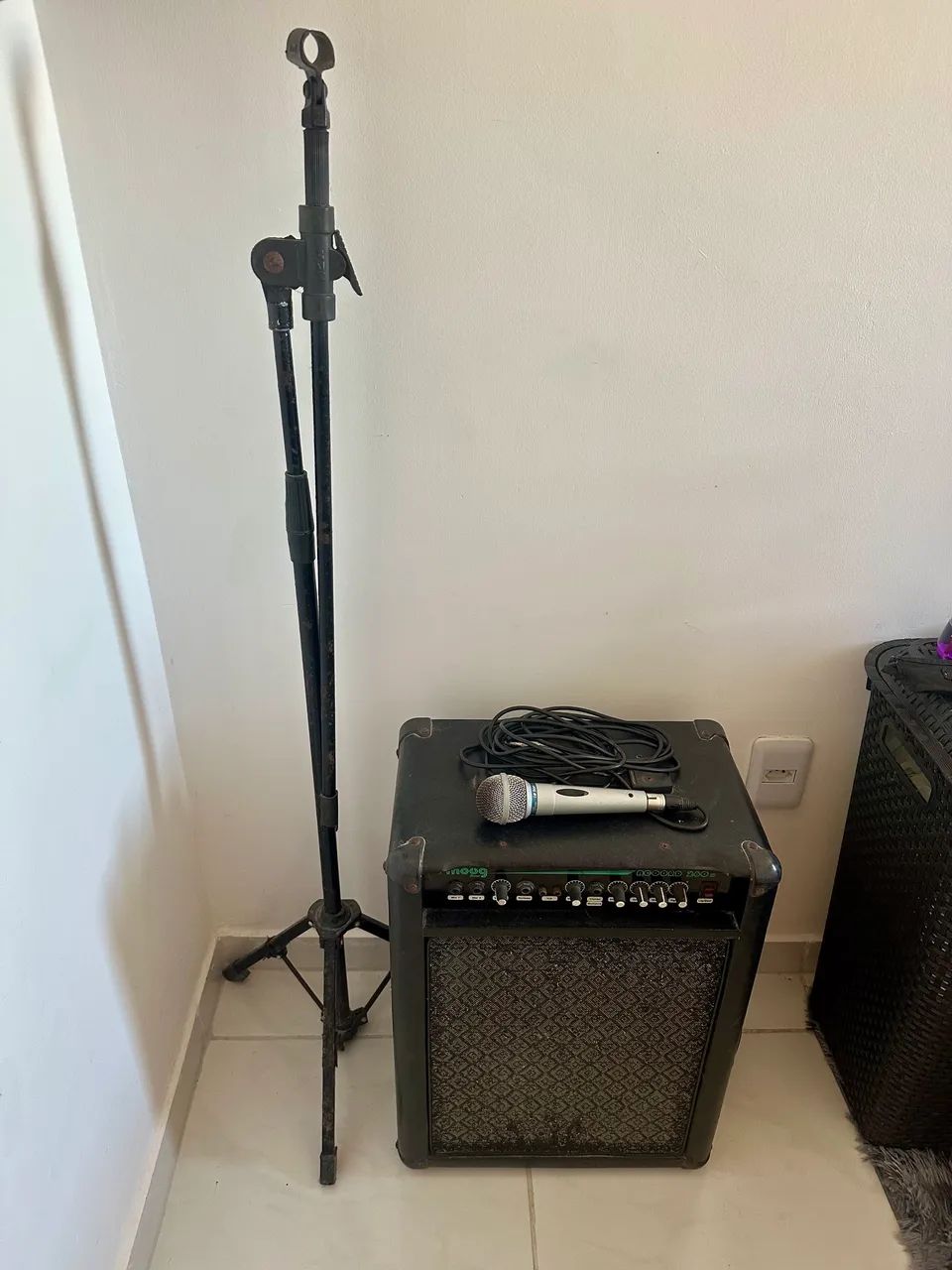 Caixa Amplificada + Microfone  - Foto 3