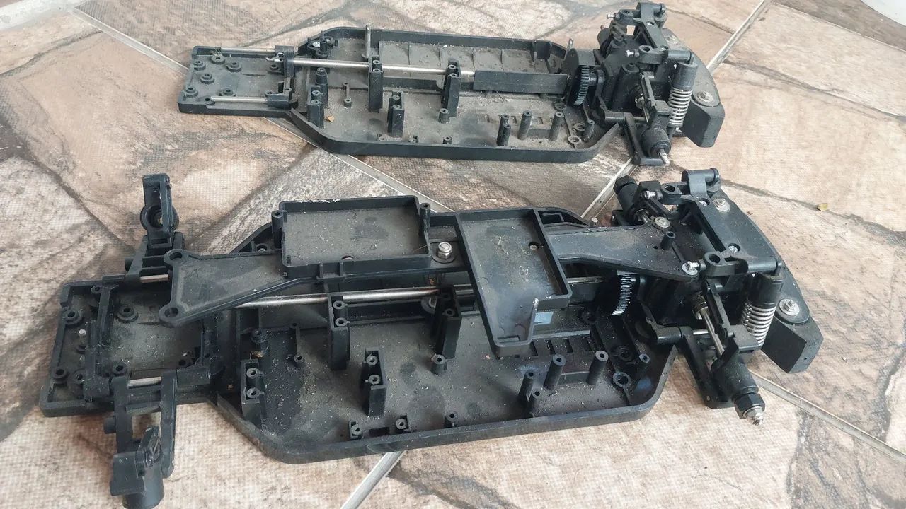 Chassi de automodelo elétrico 