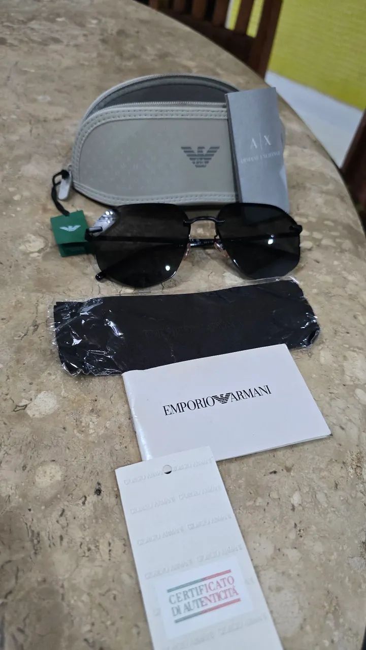 Oculos de sol Emporio Armani  - Foto 2