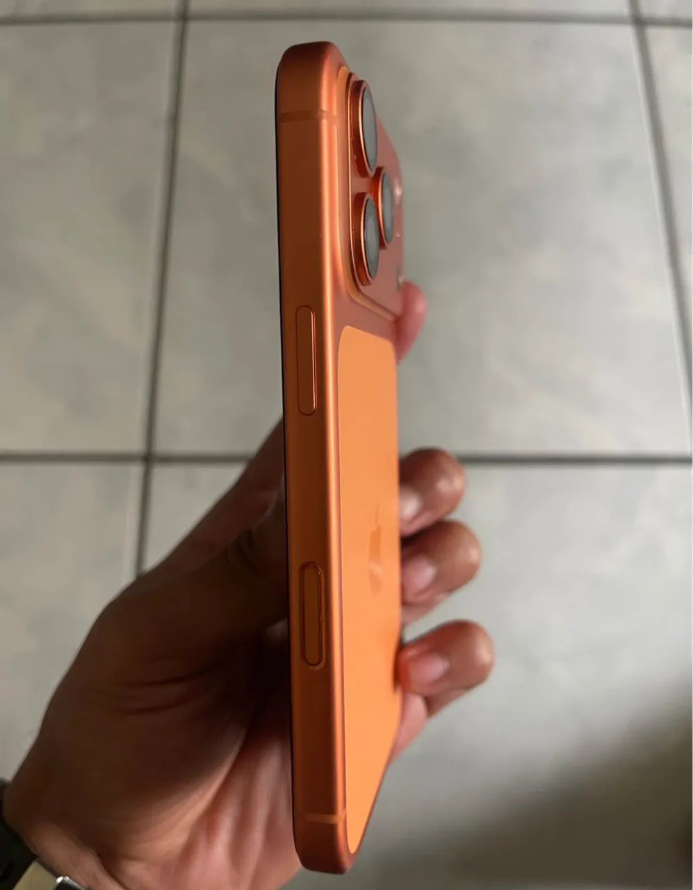 IPHONE XR NA CARCAÇA DO 17PRO MAX - Foto 2