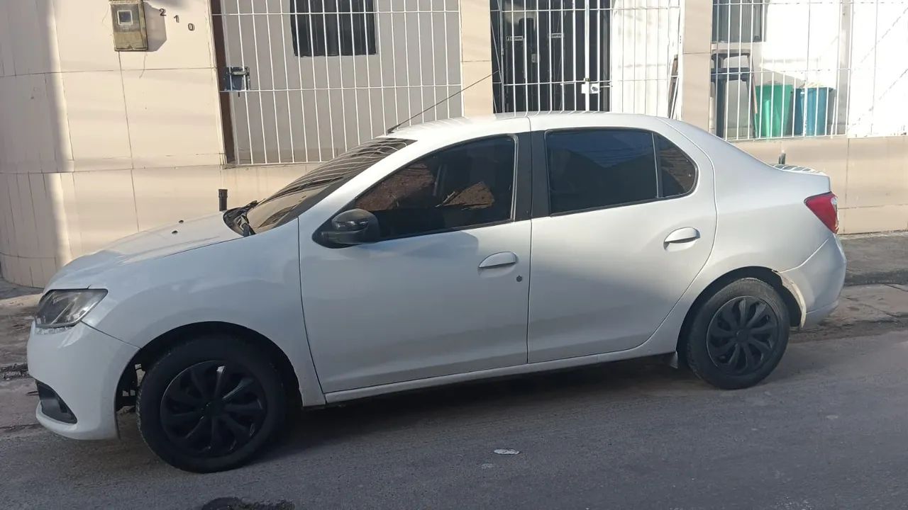 Renault Logan Expression Flex 1.6 16V 4P 2017 - Foto 3