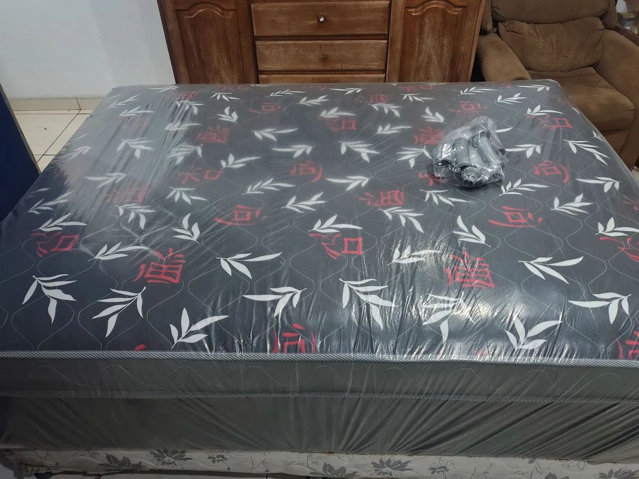 CAMA BOX CASAL DE MOLAS ENSACADAS NOVA R$580 ENTREGA GRÁTIS  - Foto 5
