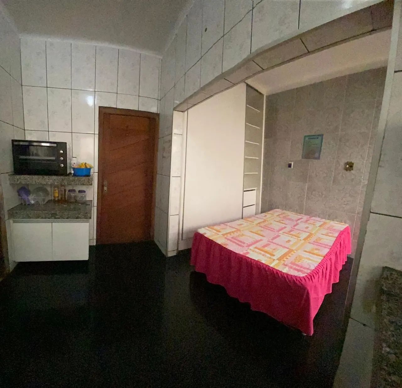 Alugo Kitnet 