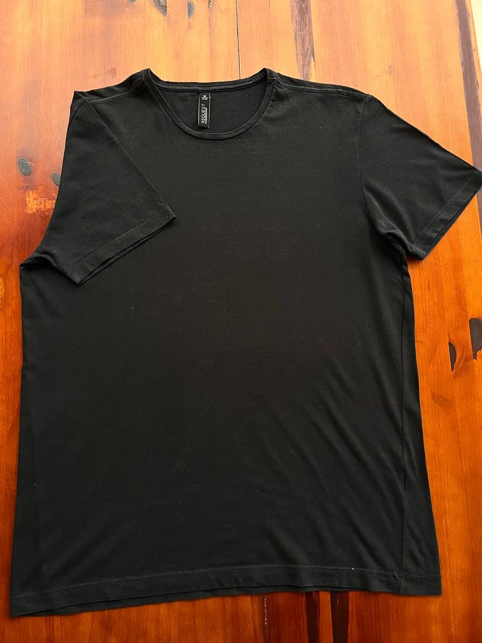 Camiseta masculina request 
