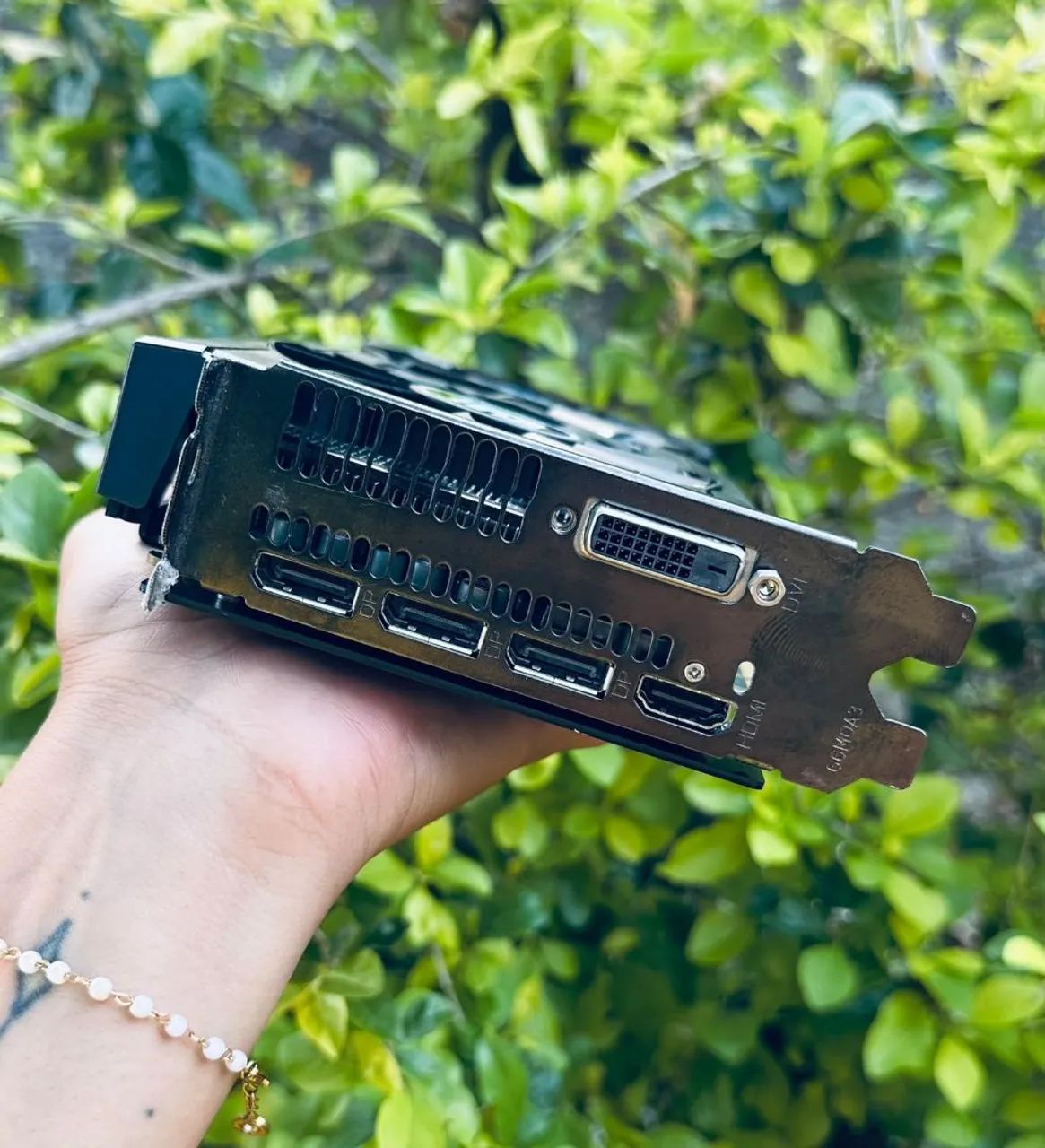 Placa de vídeo AMD RX 570 4gb - Foto 3
