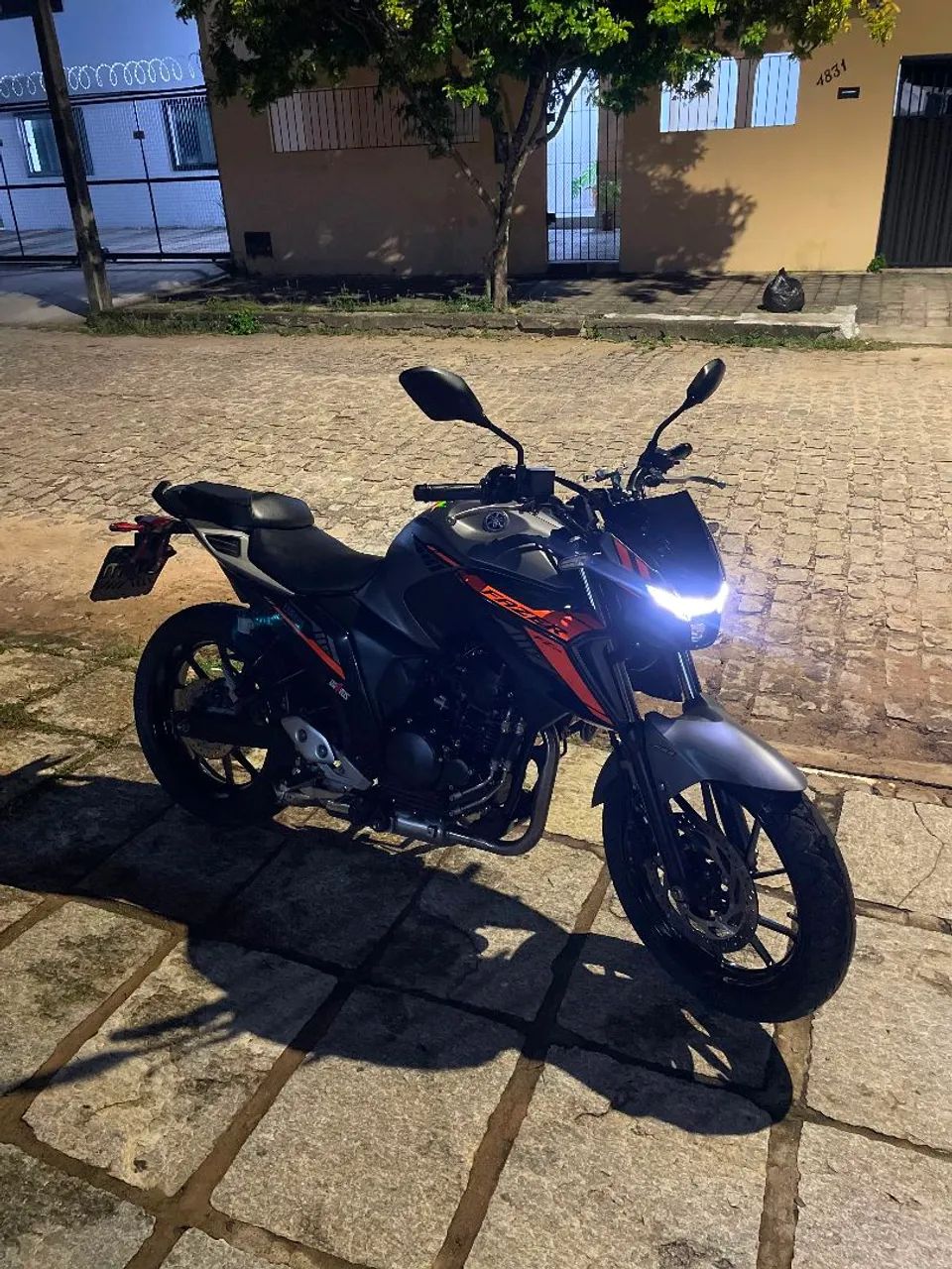 FZ25 2025 CONECTED  - Foto 2