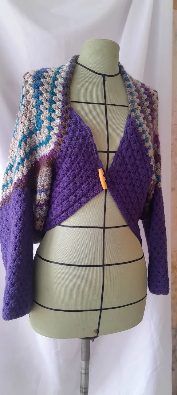Blusa Artesanal em crochê  - Foto 2