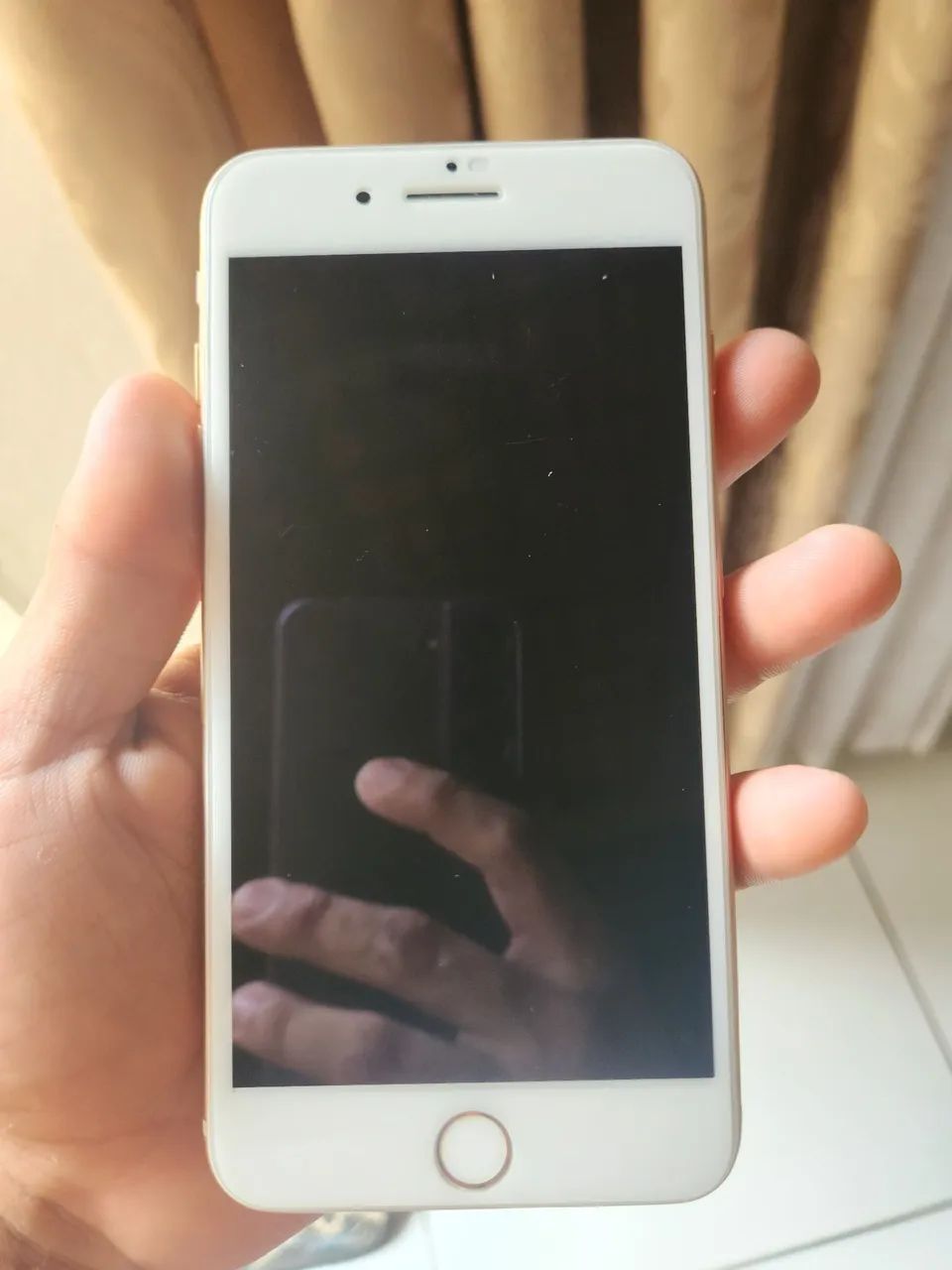 IPHONE 8 PLUS 64 GB DOURADO  - Foto 2