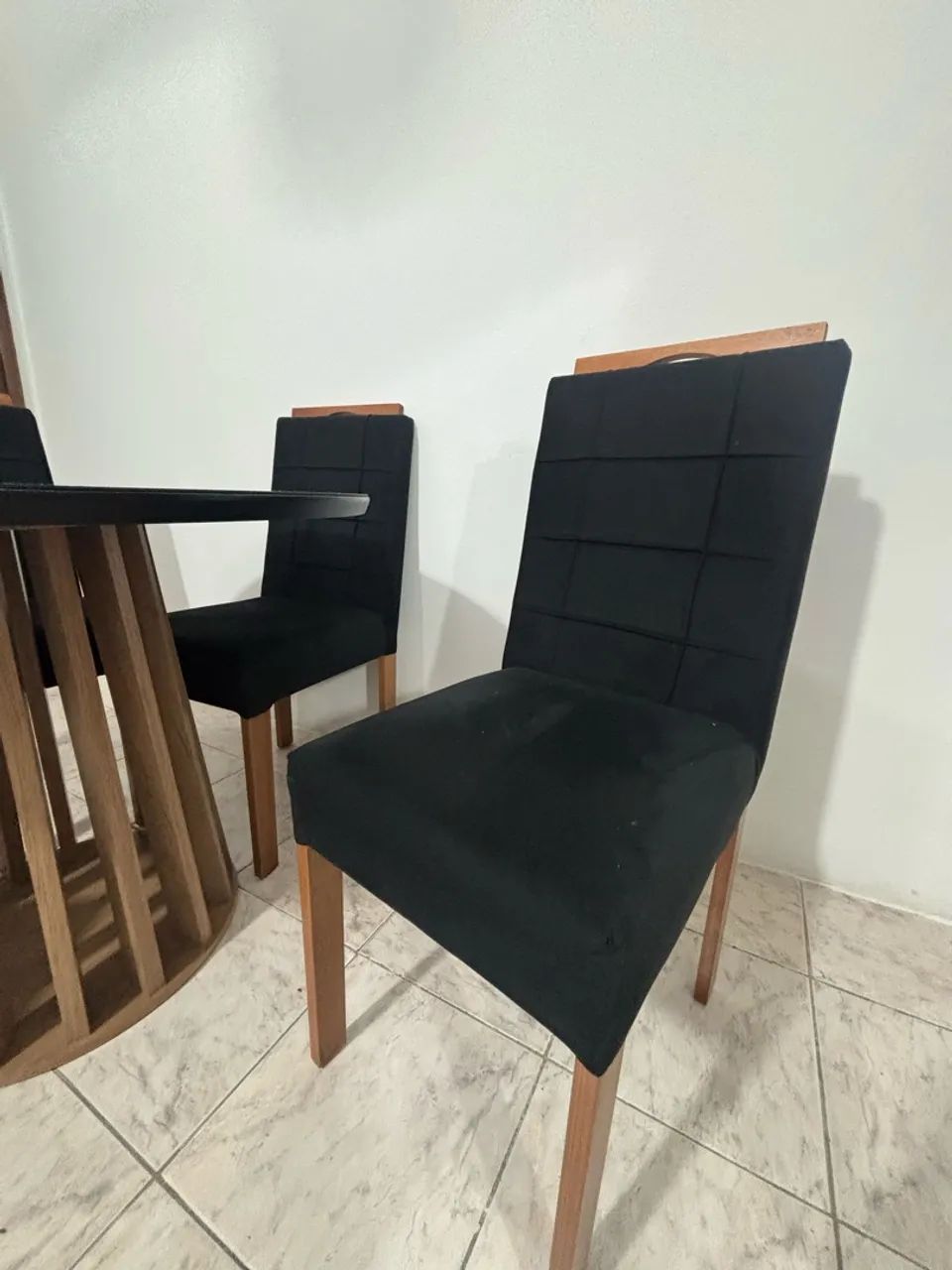 Mesa de jantar com 4 cadeiras - Foto 3