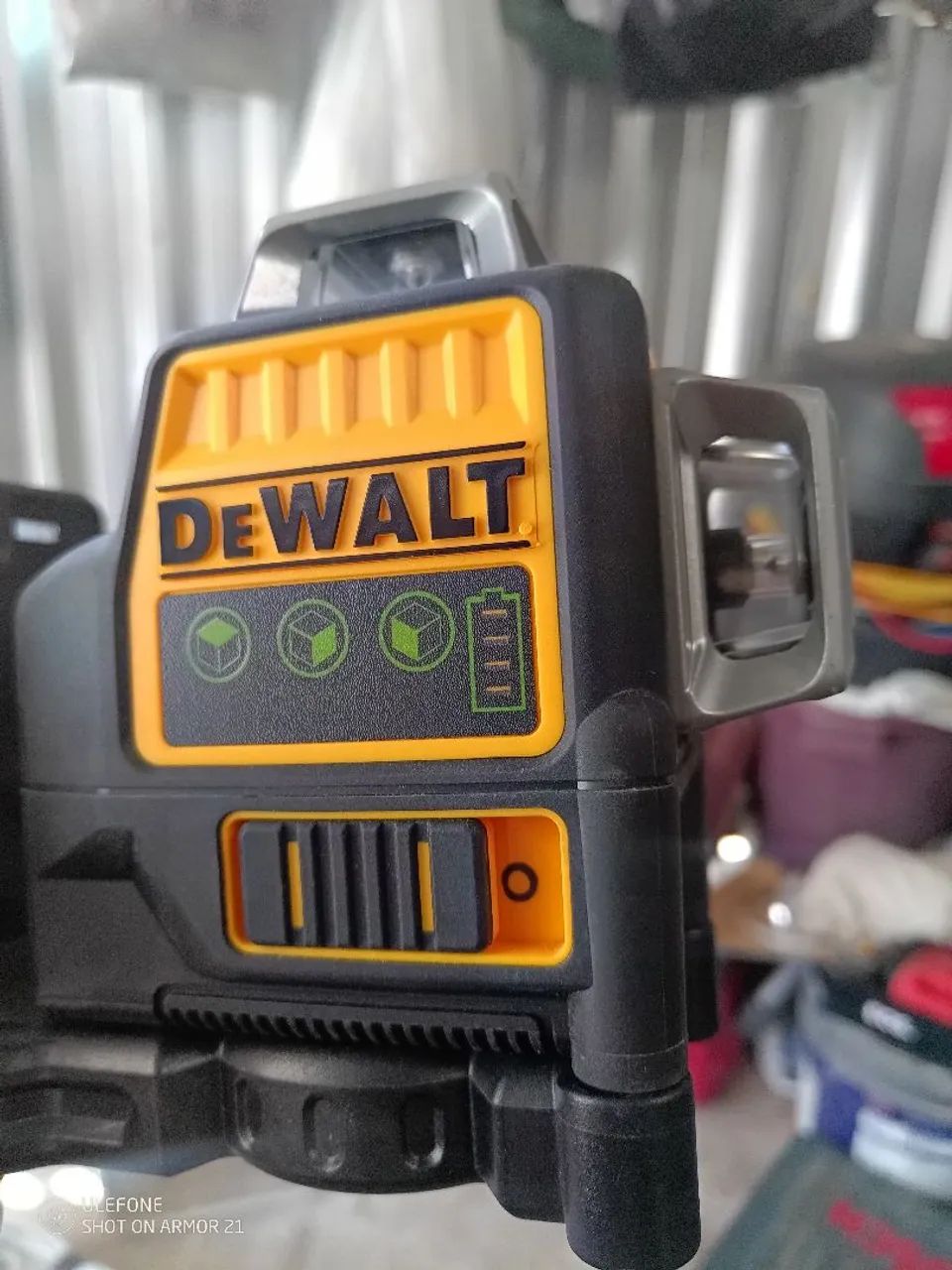 Nível a laser 12 linhas a bateria 12v Dewalt  - Foto 2