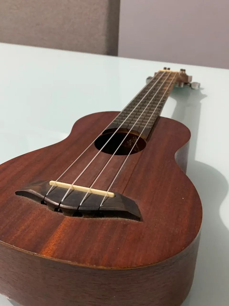 Ukulelê soprano Tagima original.