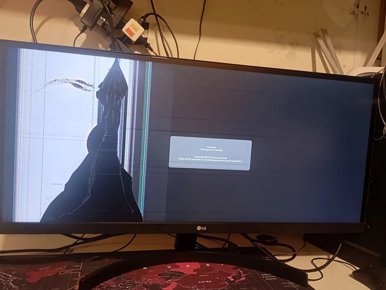 Monitor LG 29 Polegadas ultr com tela trincando - Foto 4