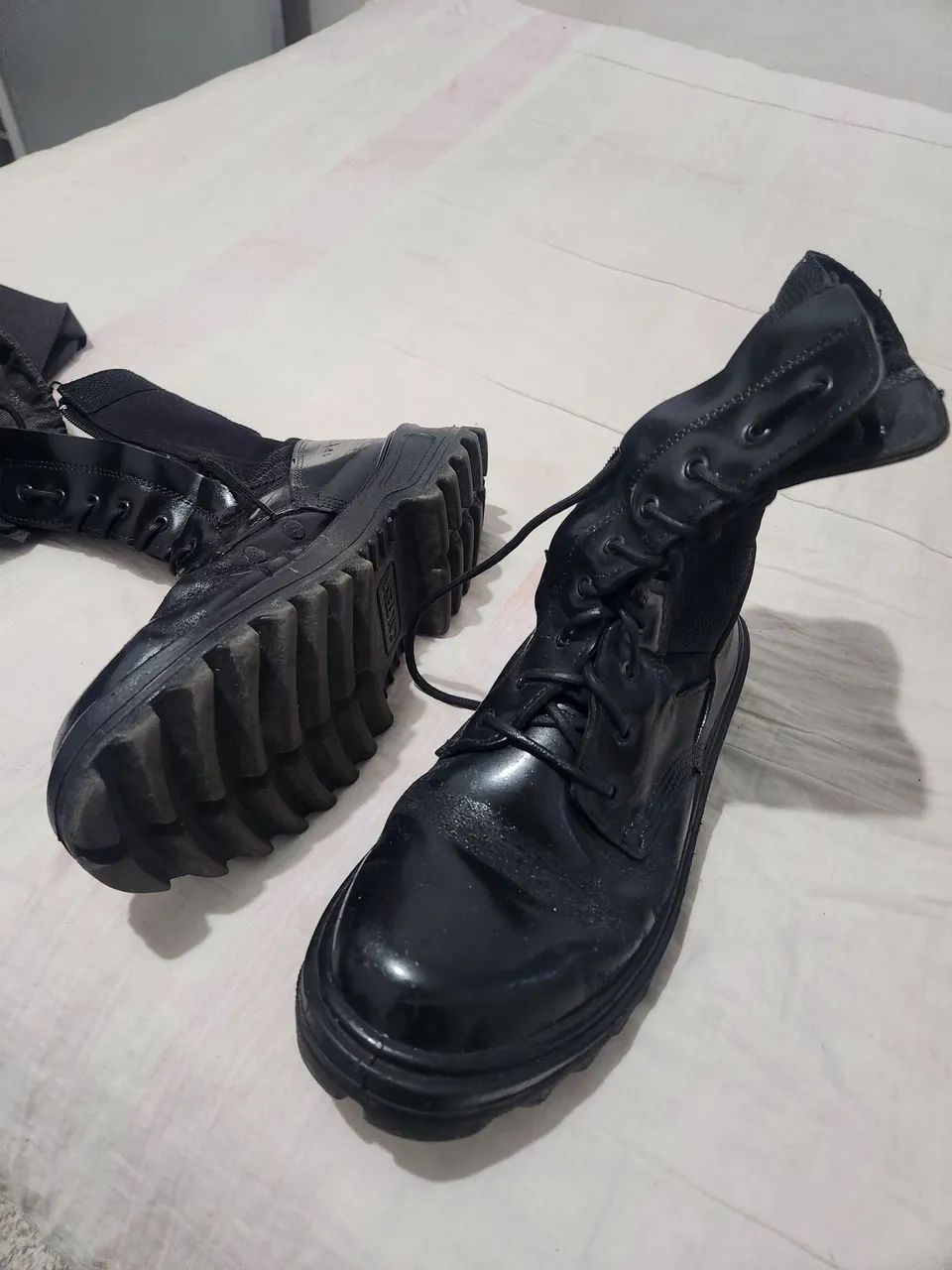 VENDO COTURNO MILITAR - Foto 2