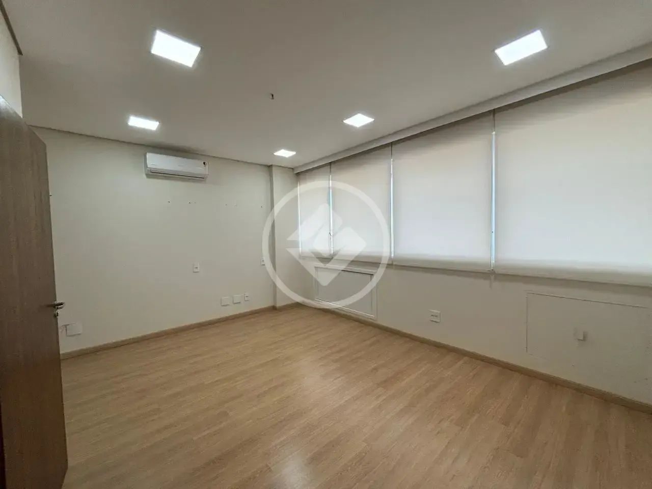 SALA COMERCIAL codigo: 324572 - Foto 2