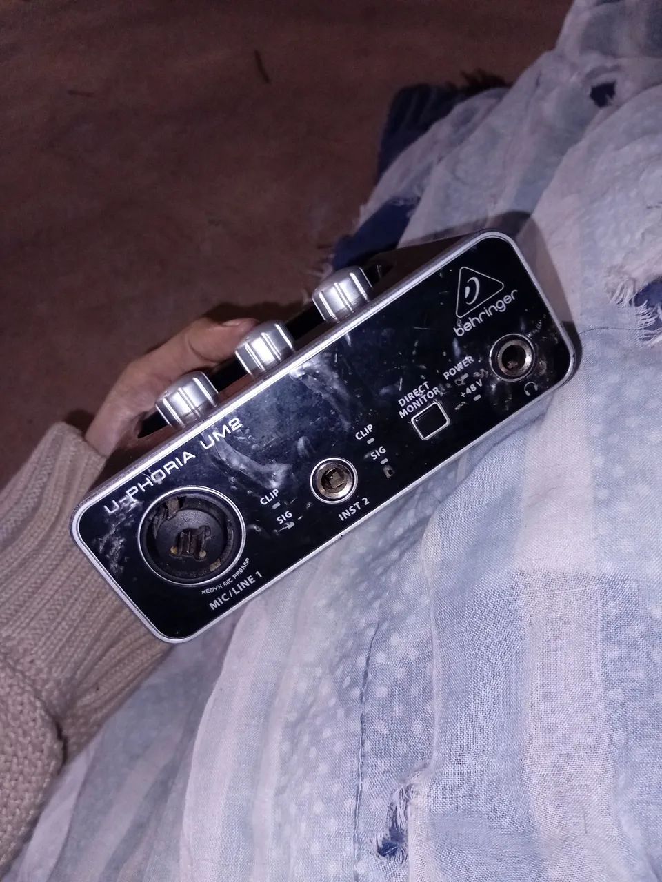 Interface de áudio Behringer 