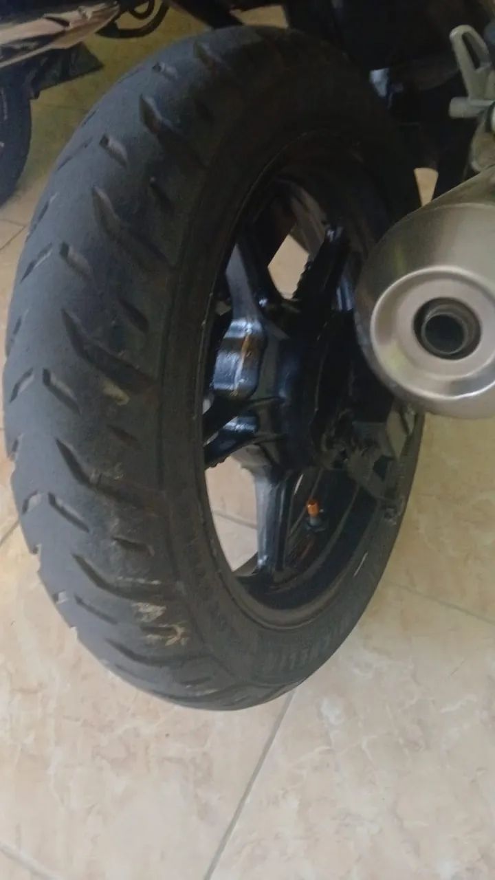 CB 300 - Foto 2