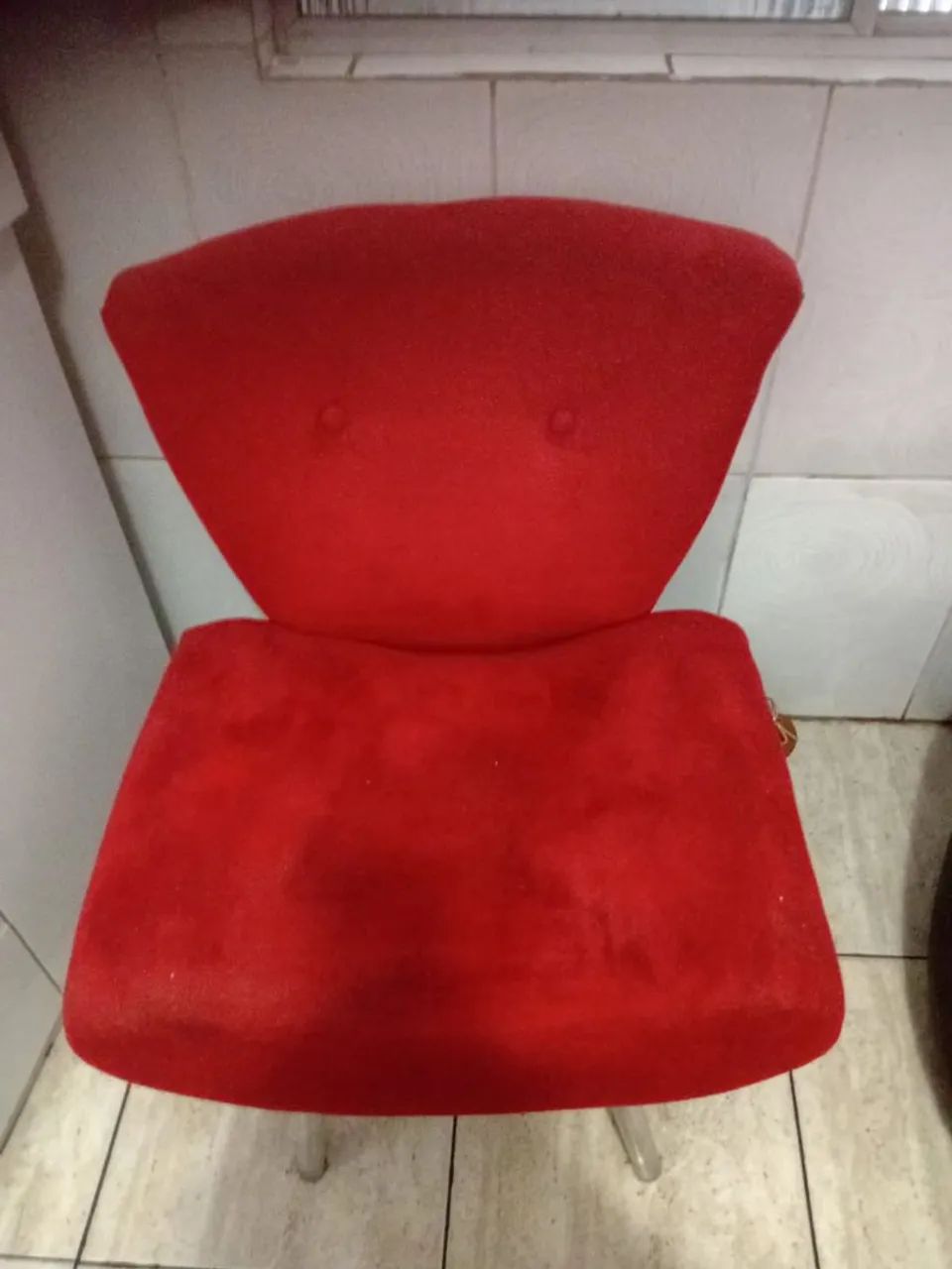 Cadeira vermelha 