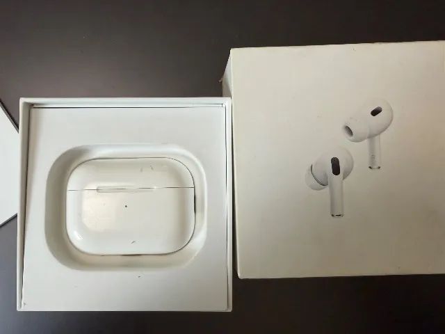 AirPods Pro de 2ª geração com estojo de recarga USB-C e MagSafe - Foto 2