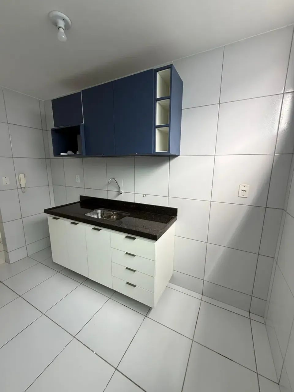 ALUGO APARTAMENTO NA PRAIA DO BESSA COM 2 QUARTOS