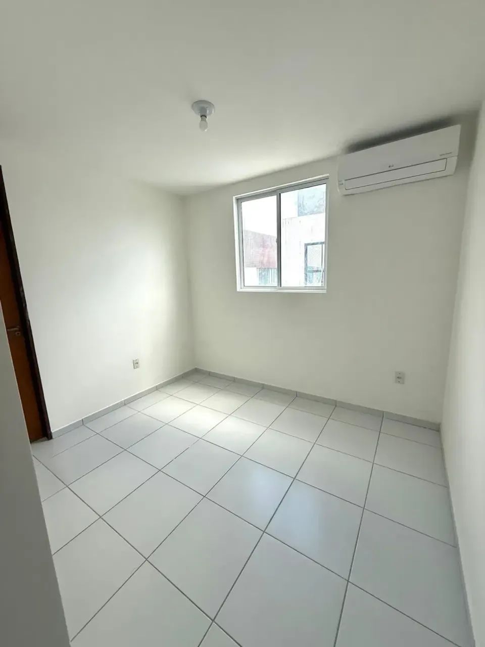 ALUGO APARTAMENTO NA PRAIA DO BESSA COM 2 QUARTOS - Foto 4