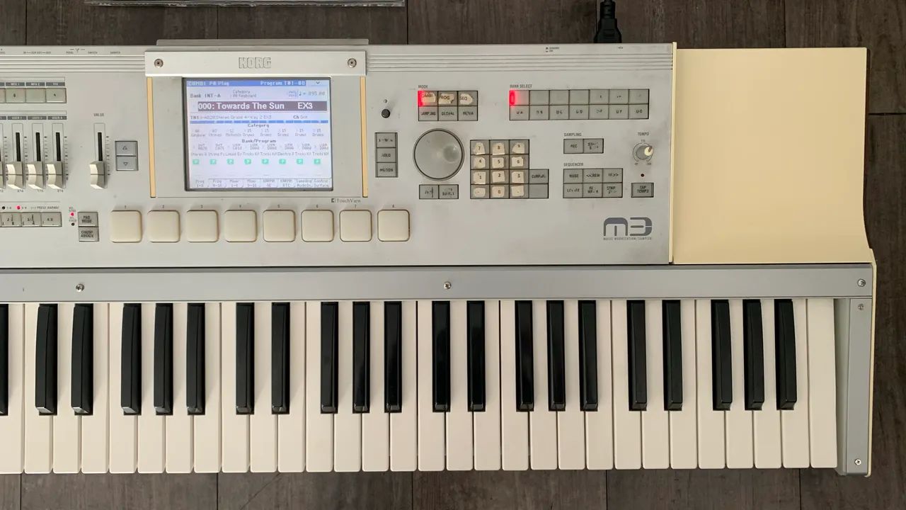 Korg M3  - Foto 3