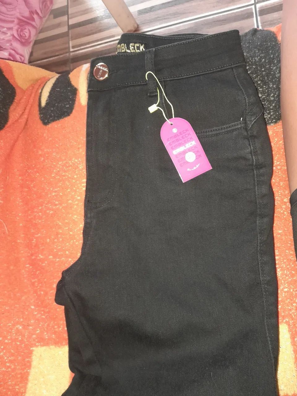 Calça nunca usado 