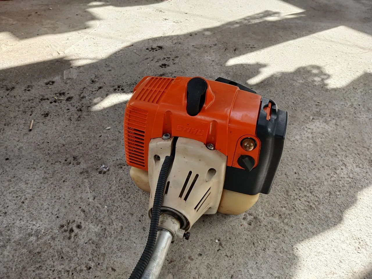 Vendo roçadeira sthil fs120. - Foto 6