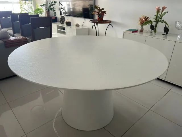 oportunidade: Mesa de Jantar Redonda 135 cm R$ 700,00 - Foto 4