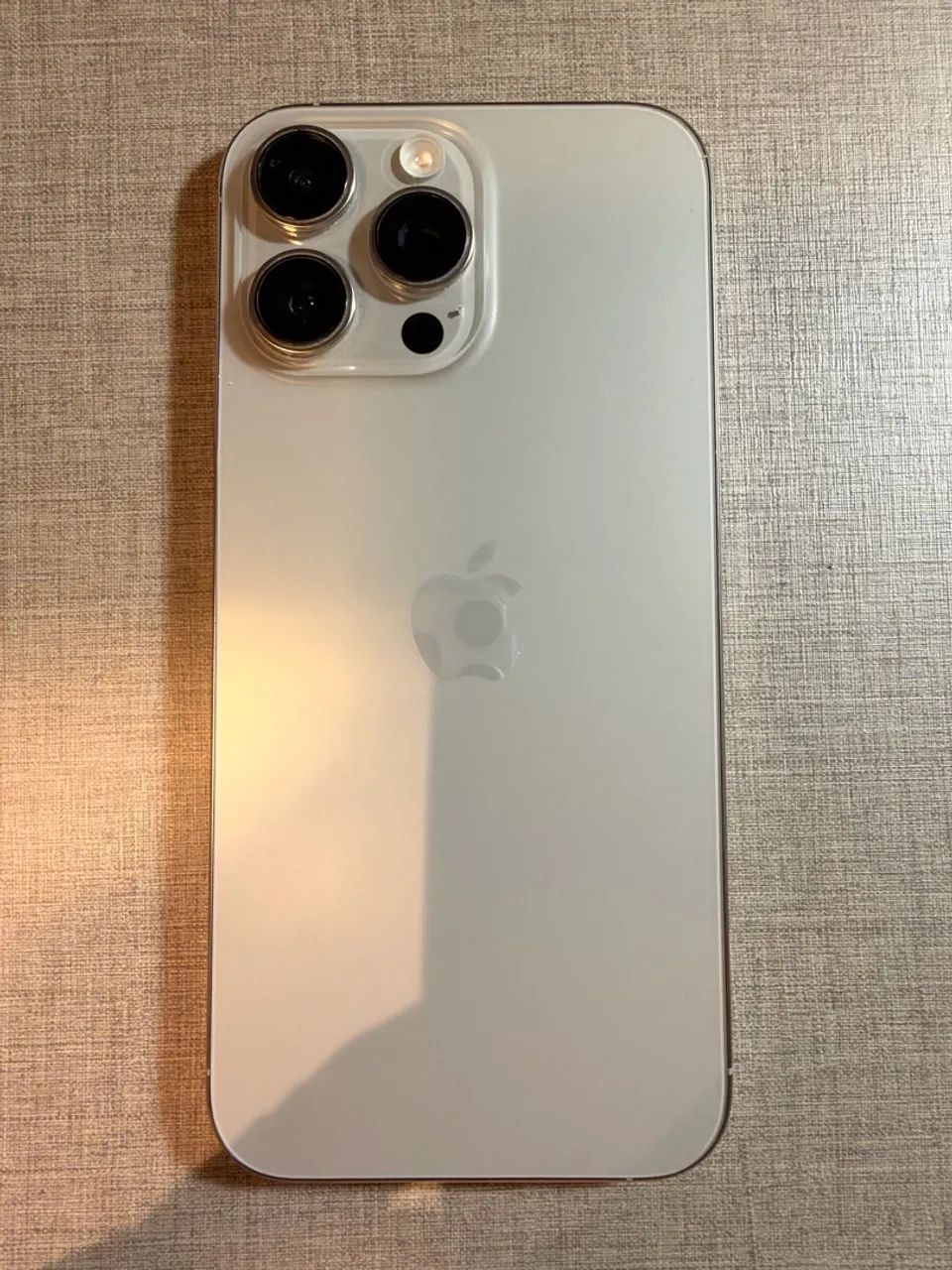 Vendo iPhone 16 pro max 512gb super novo - Foto 2