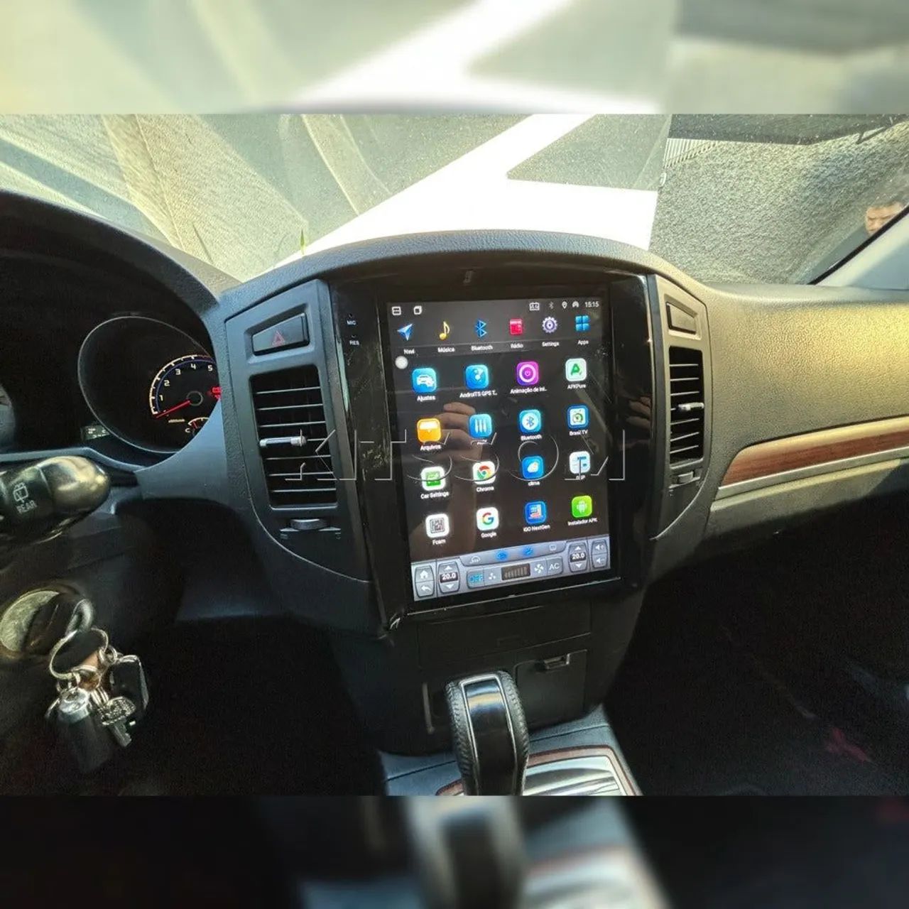 Multimédia para Pajero full 12.1 polegadas tesla estilo