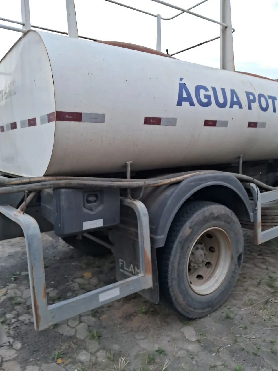 VOLVO VM 220 4x2 2p (diesel) (E5) - Foto 4