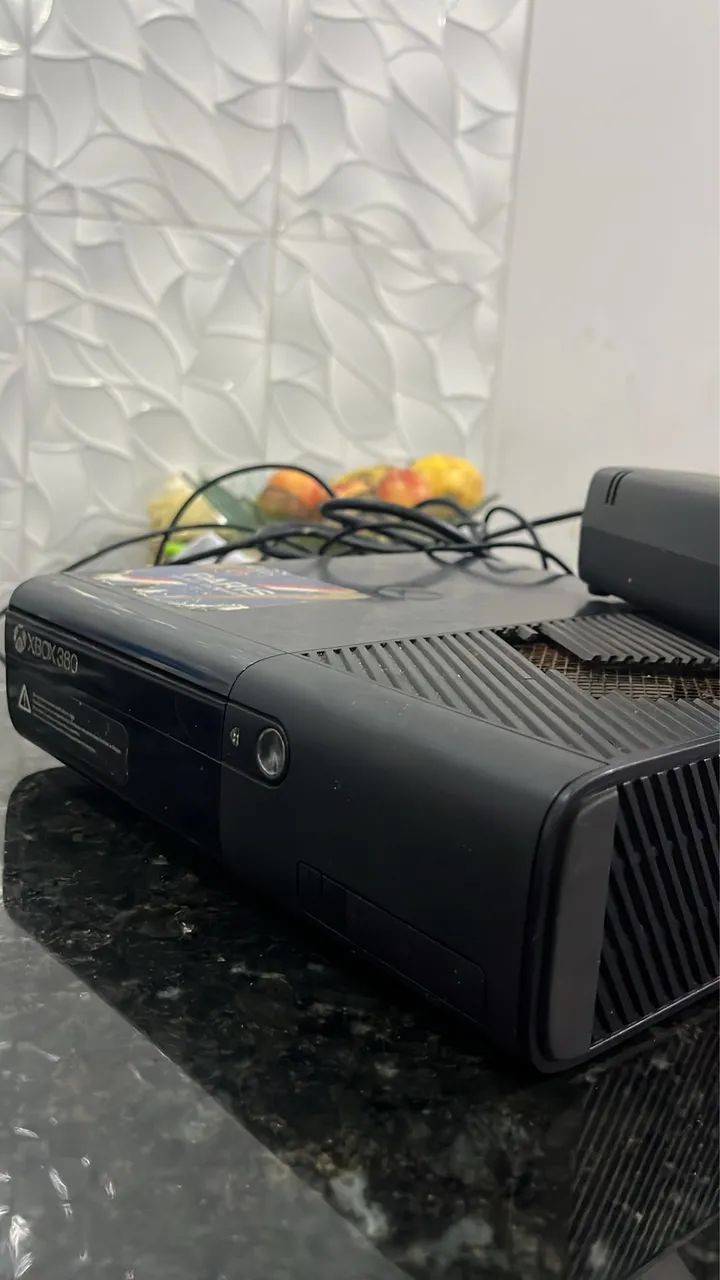 Vende-se Xbox 360 - Foto 2
