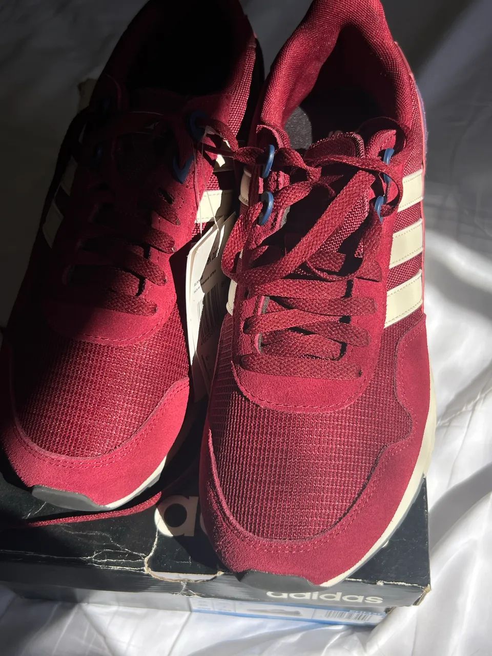 Tênis Adidas - Vinho - 38