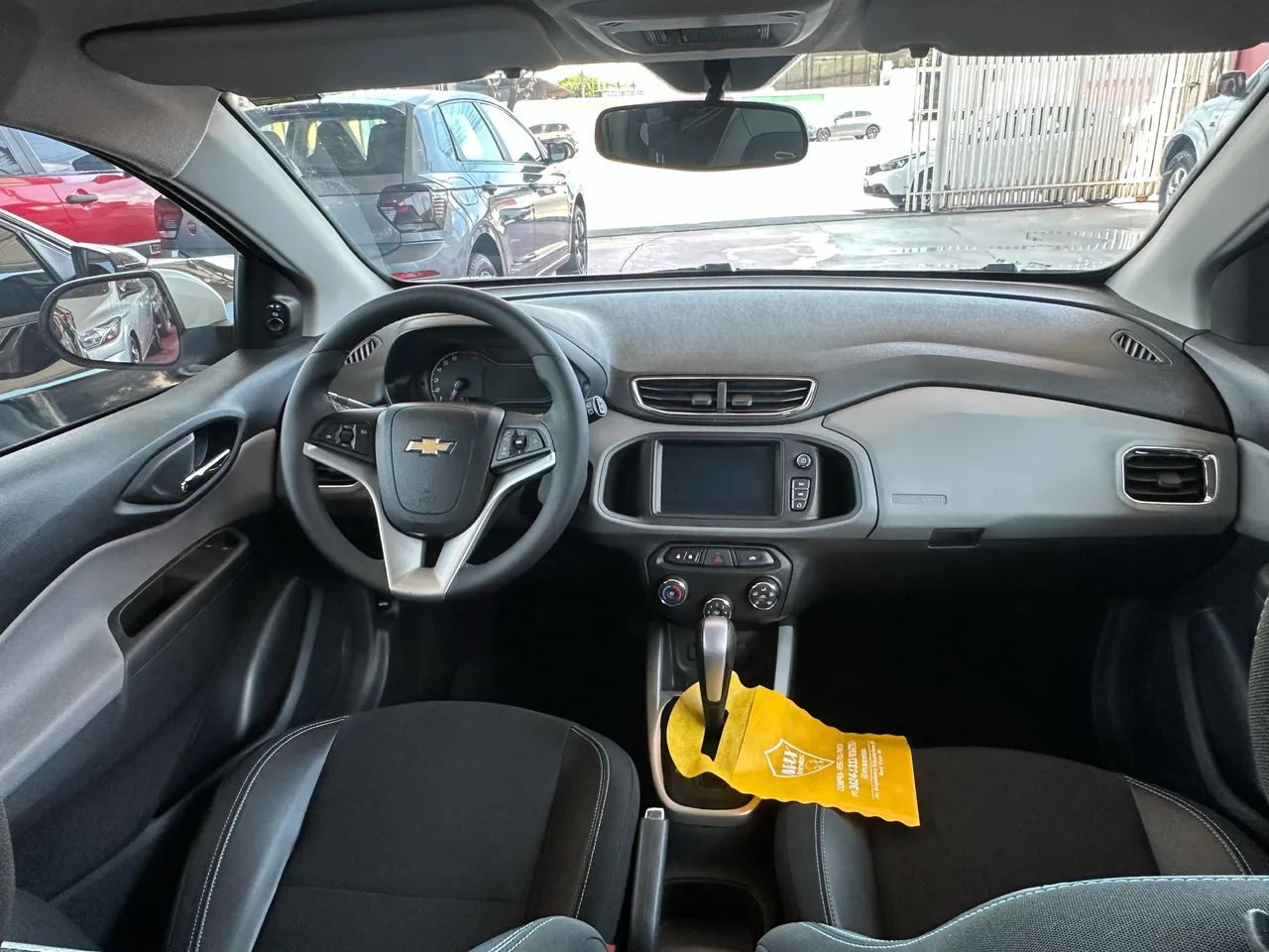 Chevrolet Onix Hatch LT 1.4 8V Flex Aut. 4P 2019 - Foto 2