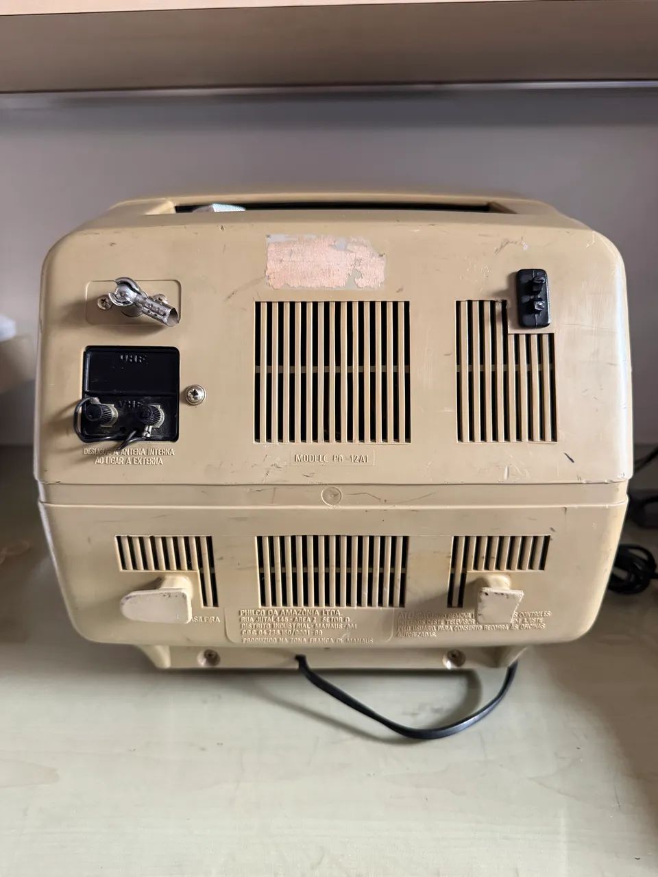 TV Antiga Philco DeLuxe 12 Polegadas PB - Modelo PB-12A1 - Funcionando - Foto 3