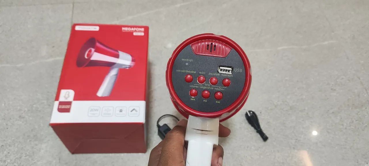 megafone recarregável 20w sd, USB, bluetooth e gravação - Foto 2