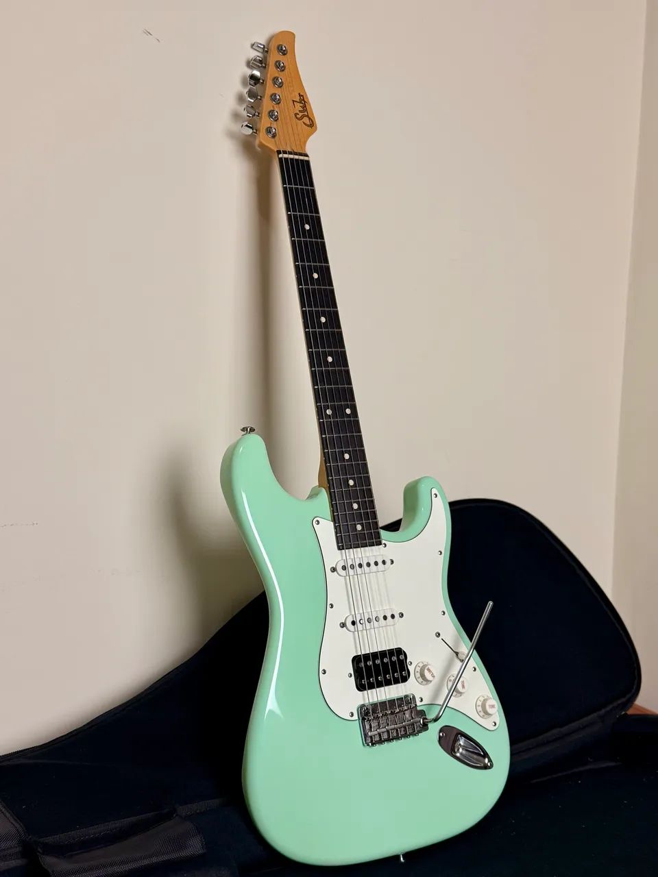 Suhr Classic S Surf Green - Instrumentos musicais - Pindorama