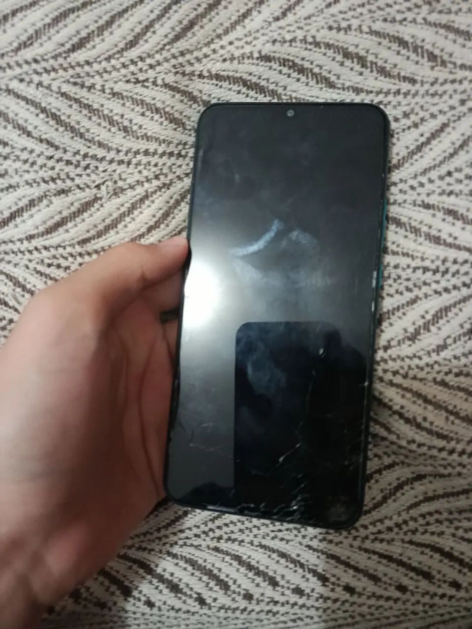 Redmi note 9 - tela quebrada - Foto 2