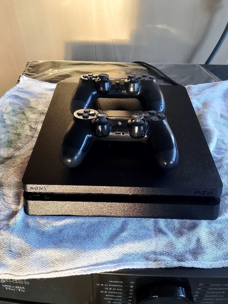 PS4 Slim 1TB - 2 Controles - Revisado e com Garantia! ? - Foto 2