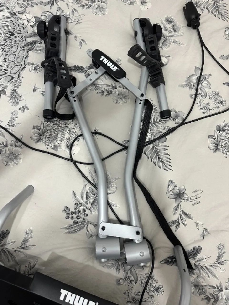 Transbike original Thule para 2 bikes engate universal - Foto 6