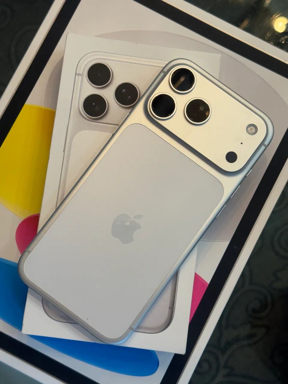 iPhone 17 Pro Max Prateado (Silver) -256 Gb Novo/Lacrado