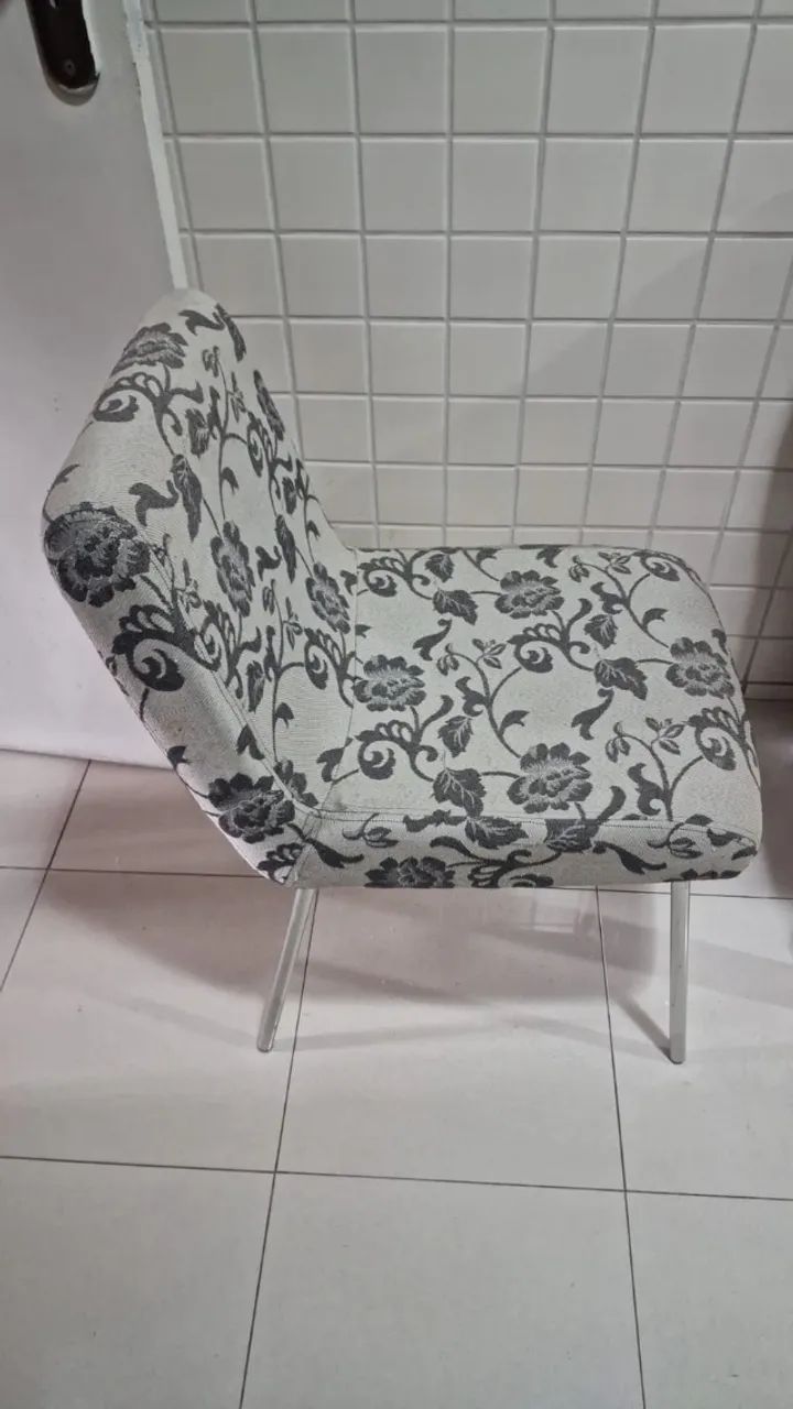Par de Cadeiras/Poltronas Tok&Stok - bom estado. - Foto 2