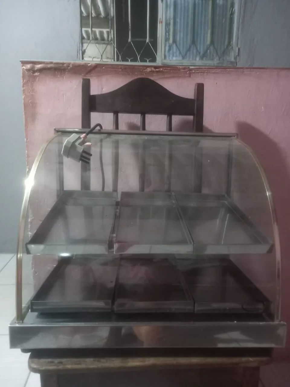 Vendo uma estufa em perfeito estado. - Foto 2