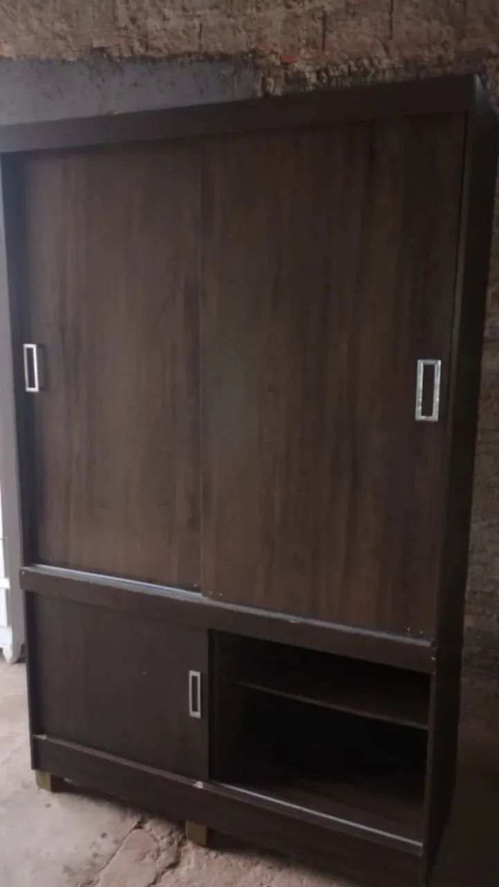 Guarda roupa USADO incluso entrega e montagem 