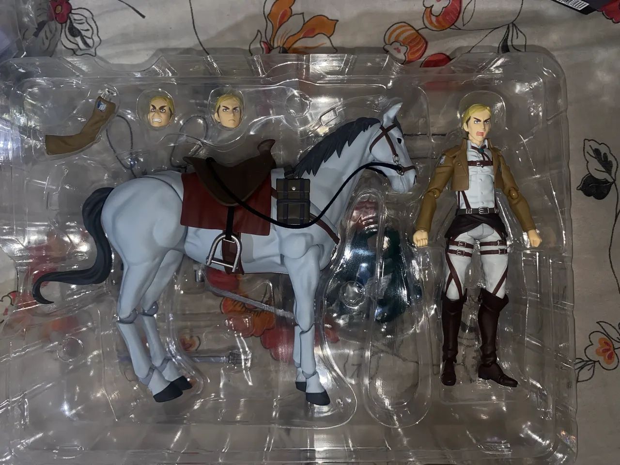 Action figure Figma Erwin - Foto 3