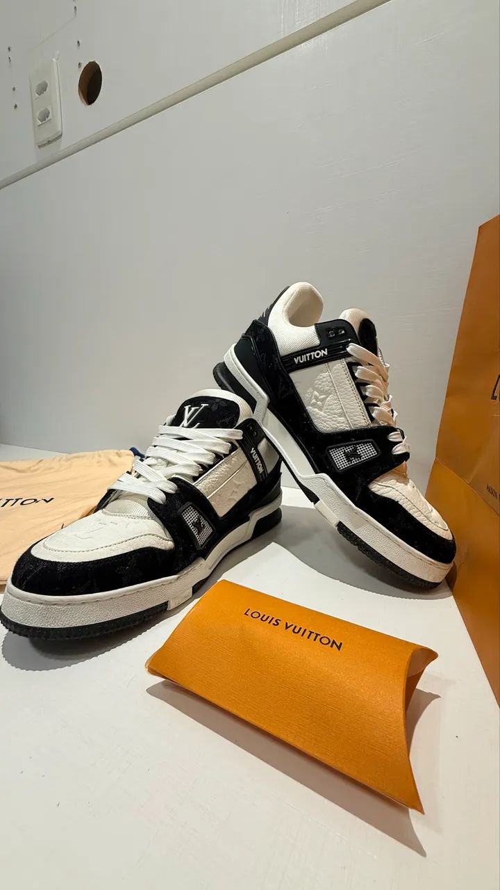 Sneaker LV TRAINER - Clone - Usado 2 vezes