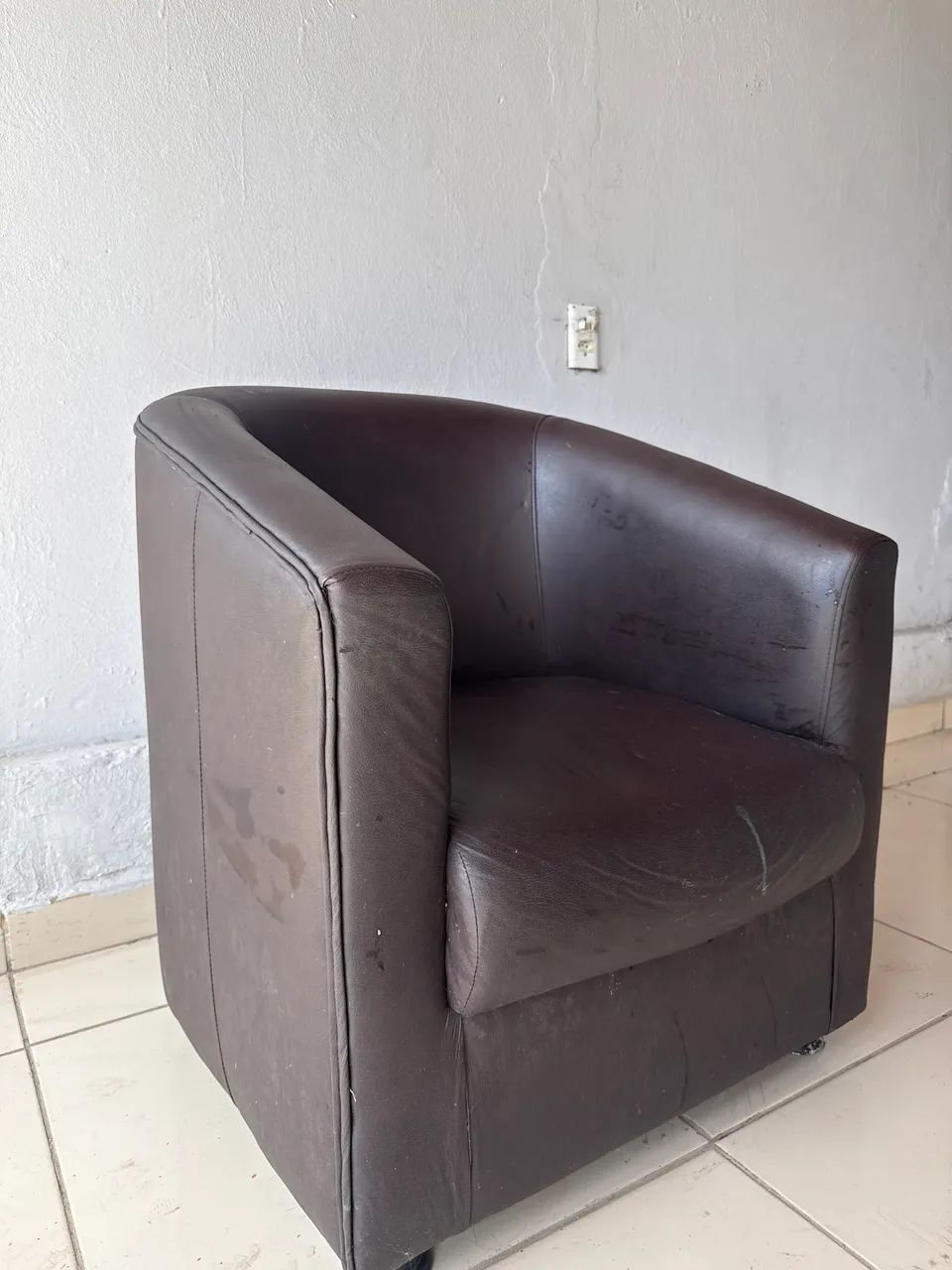Poltrona de couro  - Foto 2