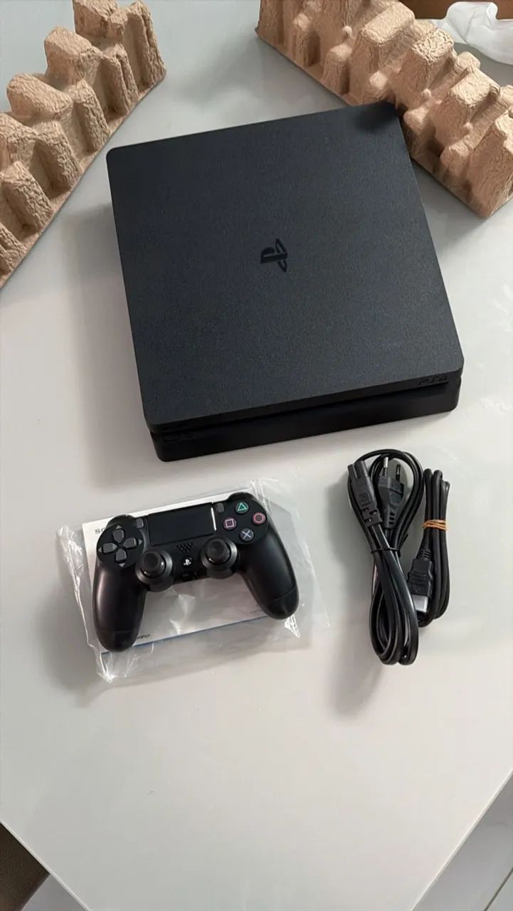 Vendo PS4 Slim CIB  - Foto 3